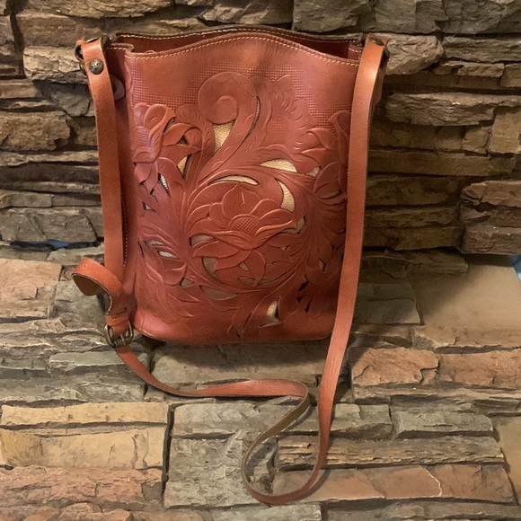 Patricia Nash Bags Patricia Nash Lavello Bucket Bag Cutout Poshmark